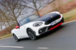 Abarth 124 Spider 2016 года (UK)